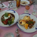 Hau Tree Lanai Restaurant - 