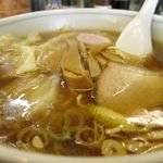 大勝軒 - ワンタン麺１玉のドアップ