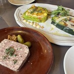 atelier de terrine maison okei - パテ・ド・カンパーニュ
彩り野菜テリーヌと海の幸ブイヤベース風テリーヌ