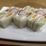 フルーツパーラーヤオイソ - 