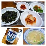 전주중앙회관  - 最初に「お総菜」が色々出されます。韓国ではこの「お惣菜」も楽しみの一つ。
            お店によりお味や種類が違いますし・・