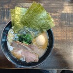 横浜家系らーめん 英 - 