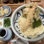 本格手打 もり家 - 淡路島玉ねぎのかき揚げと天然えび天のぶっかけ温の1.5玉