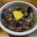 竹原 - 珍しいマグロの尾びれです。脂身がお酒と合います。