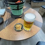 ホルモンいとうや - 生ビール　大　　キムチ