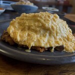 居酒屋 若ちゃん - 料理写真:トロトロオムライス