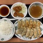 日高屋 - 料理写真:2026.02.28 (土)    Ｗ餃子定食＋２個唐揚（ご飯小盛）　800円（税込）
