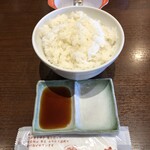 焼肉・冷麺 三千里 - 大ライス：３００円（税別）