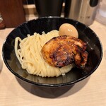 アンダーグラウンド ラーメン 頑者 - 