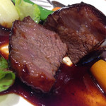 アルティスタ， - 赤ワイン煮断面