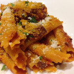 アルティスタ， - 