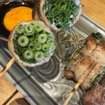 炭と海鮮と串焼きと肴 とっとっと - 