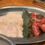 大衆焼肉ホルモン酒場 とりとん - 料理写真: