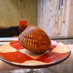 寿司栄 - 石垣貝（陸前高田産　3年かかってやっと戻ってきた）