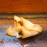 寿司栄 - 蒸し鮑