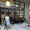 cafe わかば堂 - 店舗入口   ドアの上に104の数字
