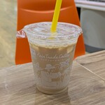 ゼッテリア - ドリンク写真:アイスカフェラテ