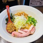 長男、おかわしゅん - 