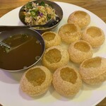 え 町田なのに ネパール餃子酒場 そるてぃ - パニプリ