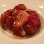 らんぷ亭 - 戸隠の大将の差し入れで実現した即興苺ドルチェ