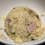 ピリケンラーメン - ミニ炒飯:あっさりとした味付けで、パラパラとした仕上がり。シンプルながら安定感のある王道の炒飯で、子どもから大人まで楽しめる味だと思います。