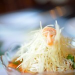 涵梅舫 - 揚州燙干絲（せんぎりおしどうふたれがけ）