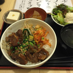 Nikushokusakaba Raidon - ランチのうし丼