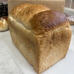ブーランジェリー ミモザ - パンドミ　900円