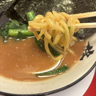家系ラーメン 王道家直系 修_1