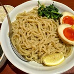 乃木坂ラーメン 東京食品 まる彦 - 