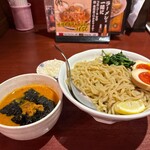 乃木坂ラーメン 東京食品 まる彦 - 