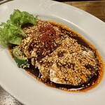 水餃子と胡椒シュウマイの二兎 - 名物！よだれ鶏