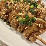 水餃子と胡椒シュウマイの二兎 - 特製！博多鶏皮串 〜特製甘辛ダレ〜