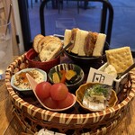 カフェ＆ネオ大衆 new-mon - 