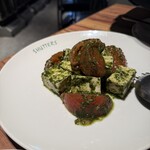 SHUTTERS - トマトと豆腐のサラダ