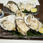 藤吉 - 国産かきを食べる会(6600円・外税)の諫早湾の生牡蠣