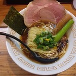 極麺 青二犀 - あっさりしょうゆ