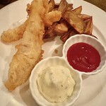 アイリッシュパブ・ケルズ - 「Fish and Chips」＠830
