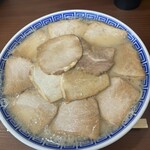 純とんこつ無双 - 麺が見えないwww