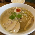 ラーメン フリーバーズ - スペシャル塩ラーメン　&   ごはん並