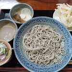 十割そば 紅五郎 - 料理写真:盛り天そば(並)