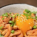 佐野らーめん 湧 - 卵黄とろ〜り
