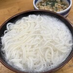釜揚げうどん 戸隠 - 釜揚げうどん大 卵入り