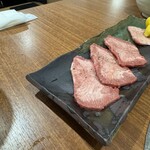 炭火焼肉 牛和鹿 - 