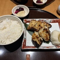 伊豆の旬 やんも 丸の内店 - 