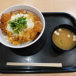 かつさと - 料理写真:かつ丼