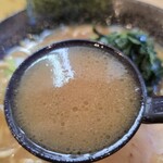 麺匠 文蔵 総本店 - スープ