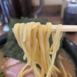 家系ラーメン 上総家 - 麺