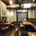 山がや - 　席の種類も多く、人数や場面で使い分けできそう