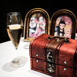 コムトゥヴ - 乾杯のシャンパン